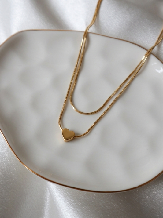 Amara Solitaire Heart Necklace