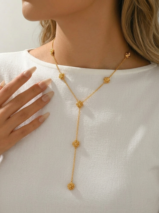 Aria Rose Necklace