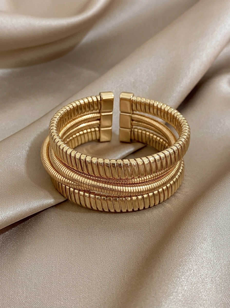 Chic Serpentine Wrap
