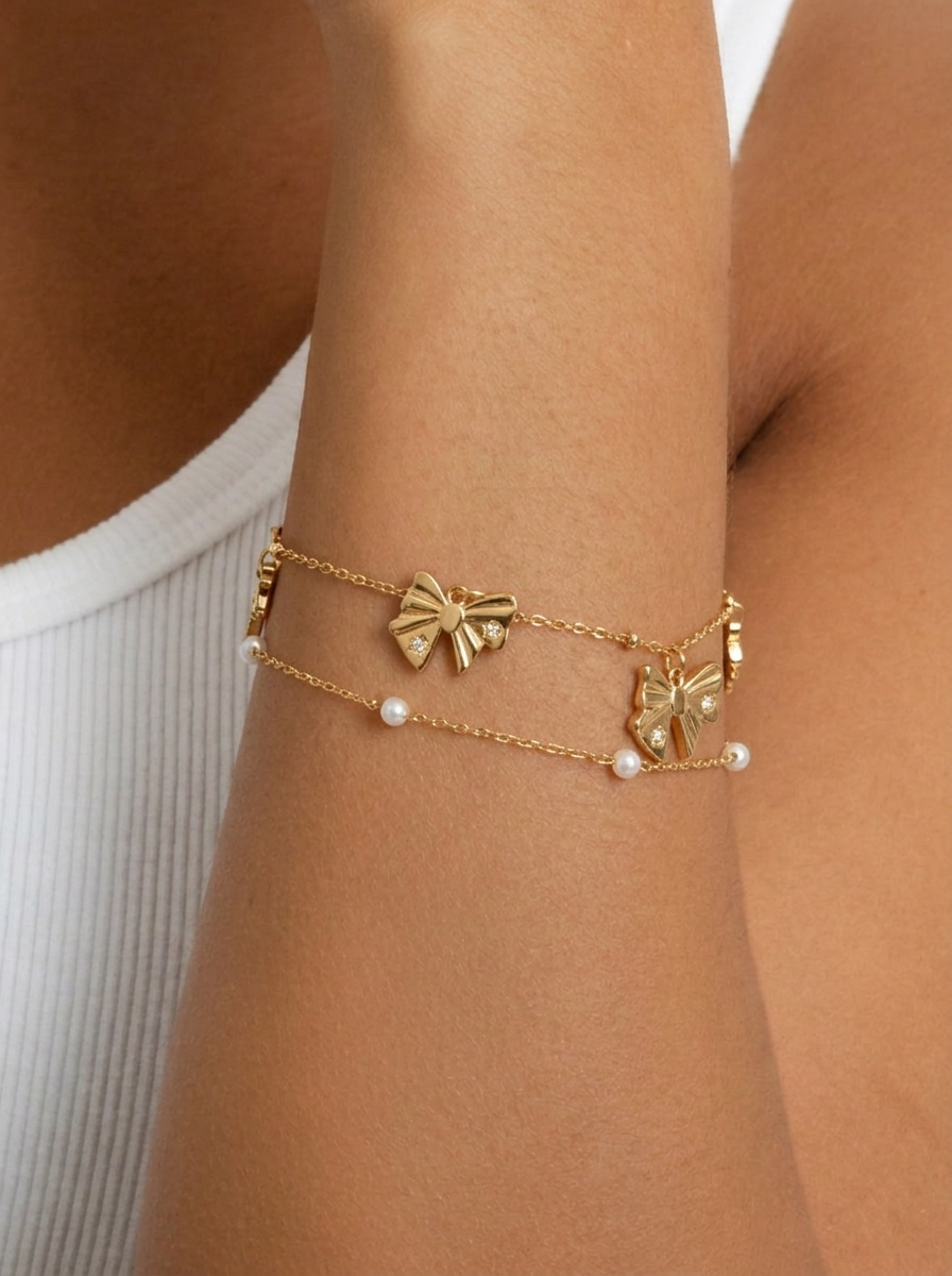 Elara Bow & Pearl Drop Bracelet