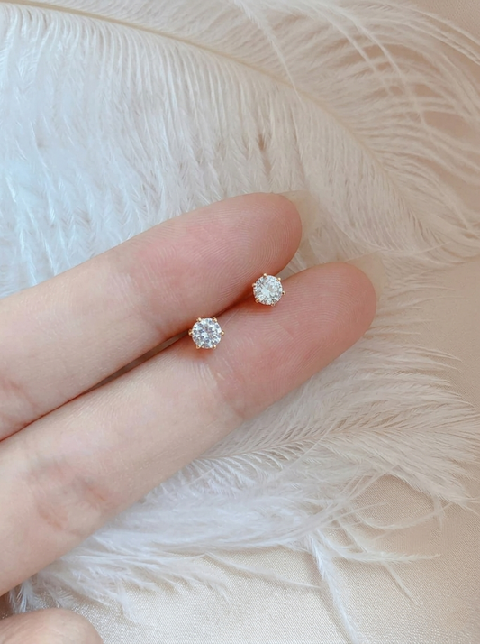 Ivy Diamond Studs