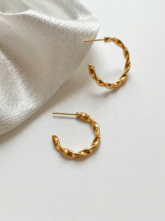 Kiara Twisted Flare Hoops