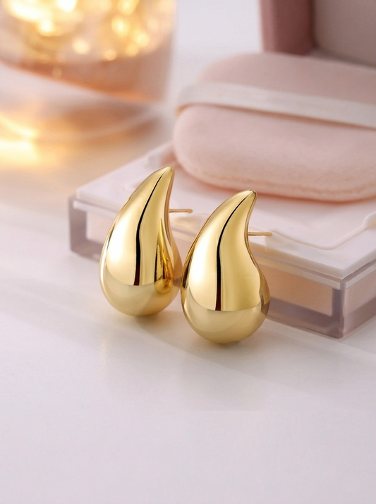 Lyra Molten Teardrop Studs