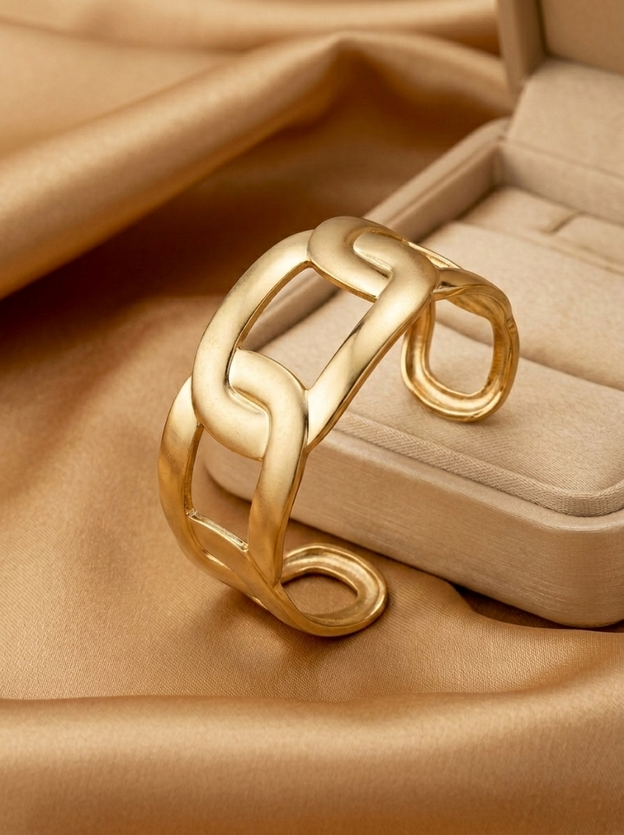 Aura Bold Link Cuff