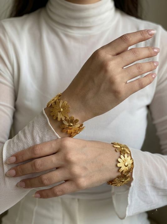 Zinnia Bloom Sculptural Cuff