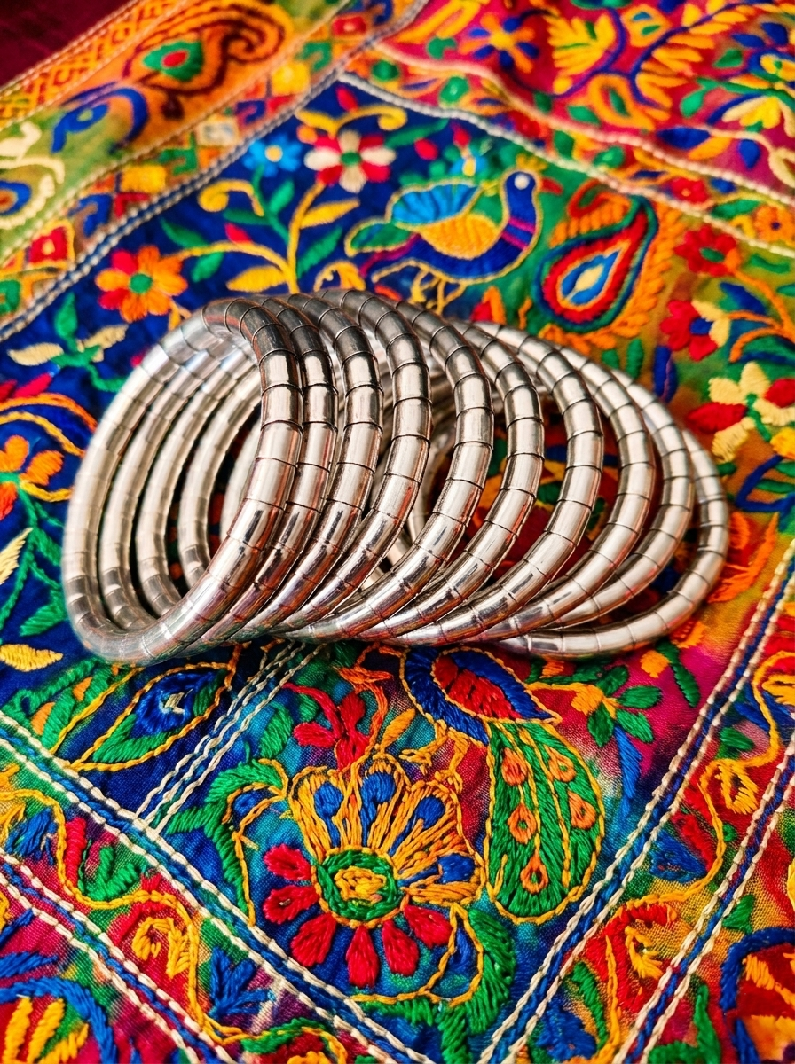 Heera Silver Stacked Coil