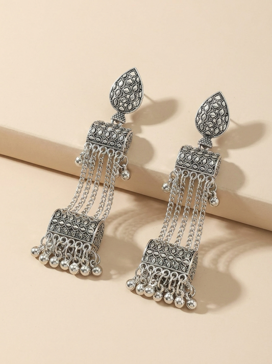 Noor Multi-Tiered Dancers