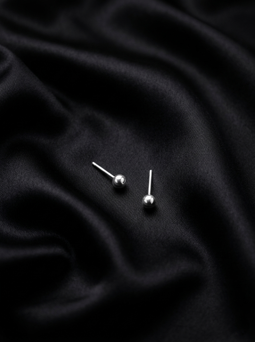 Mia Studs