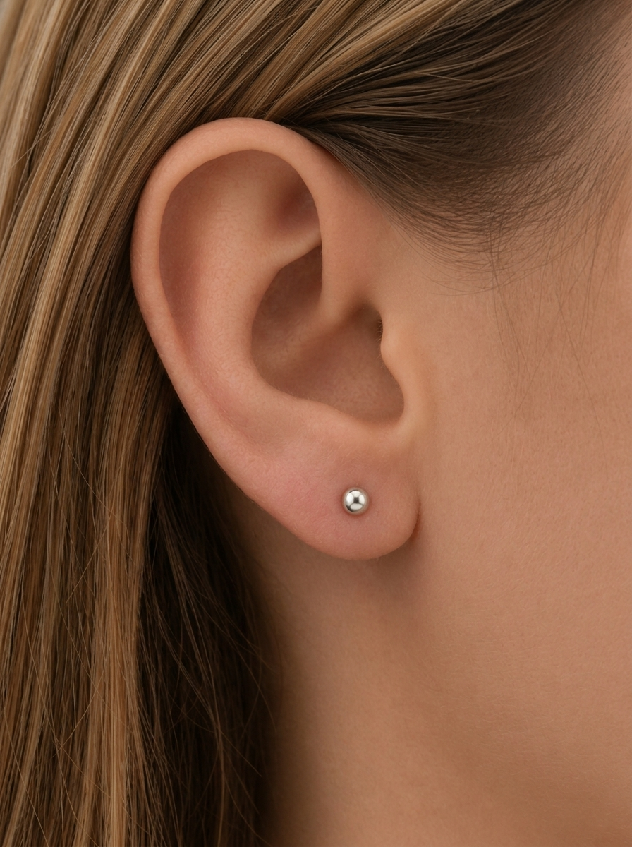 Mia Studs