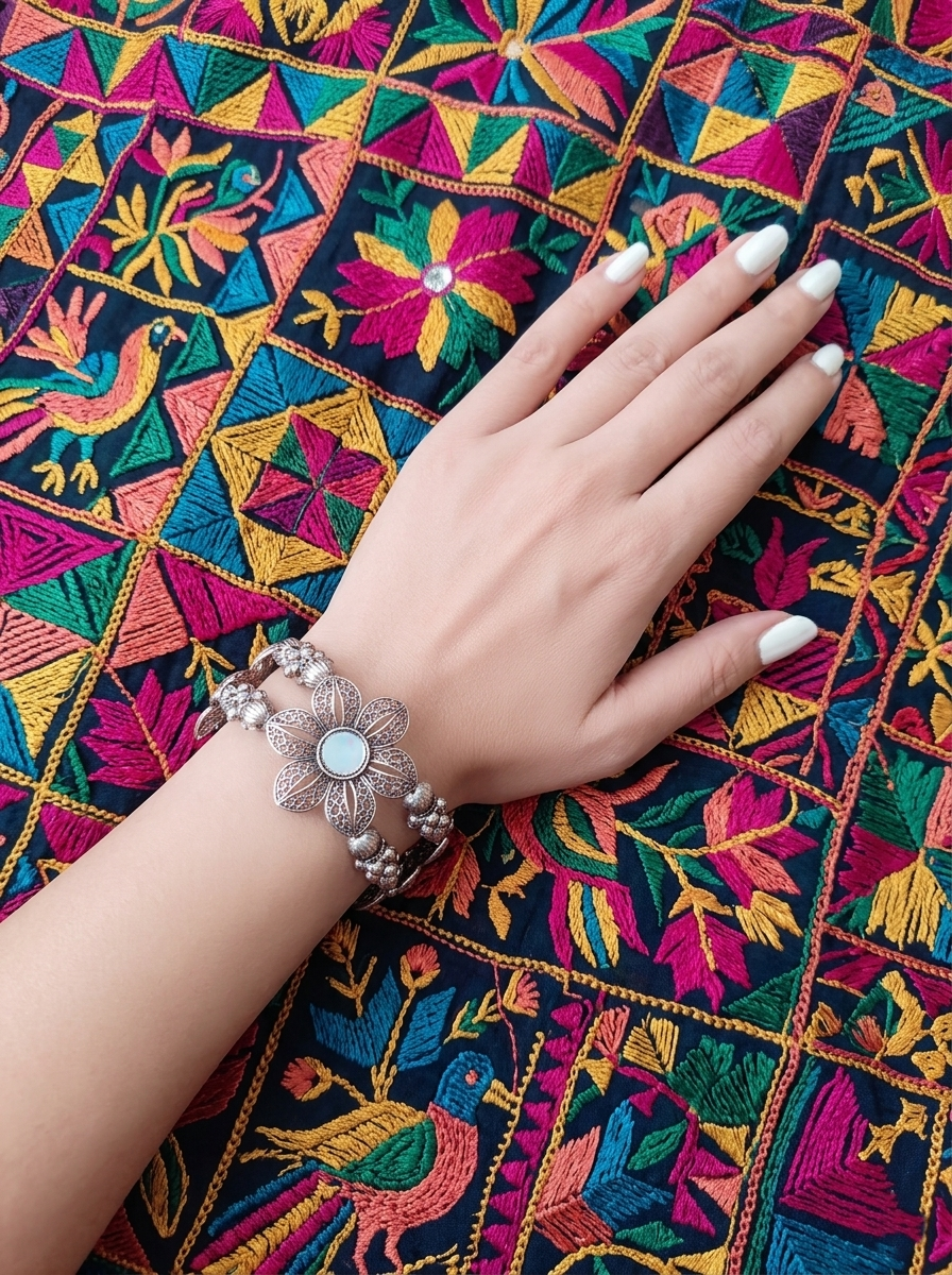 Aaina Mirror Work Floral Kada